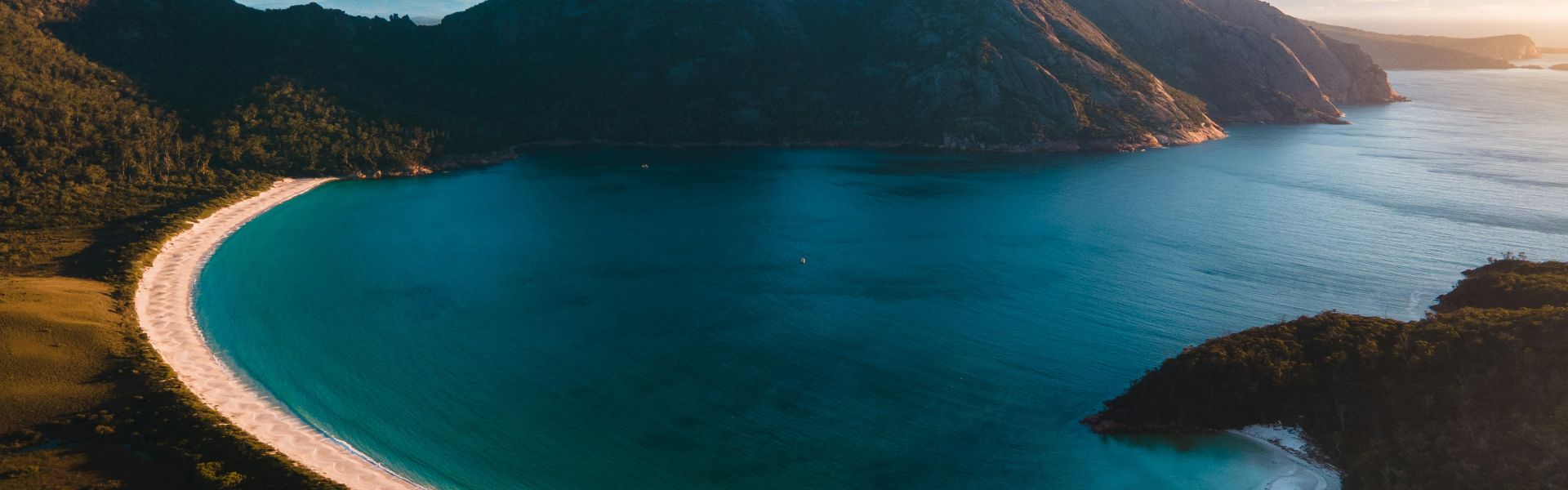 lochlainn riordan zU4 tCl7ayQ unsplash