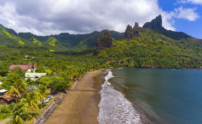 Copyright Aranui Cruises + Lionel Gouverneur