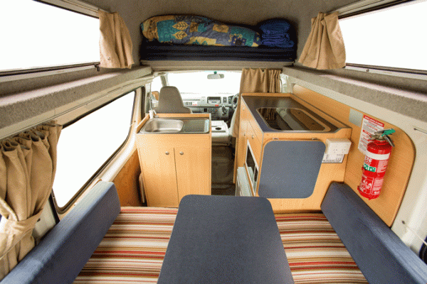 CamperApolloNeuseelandHippieHiTop Innen2