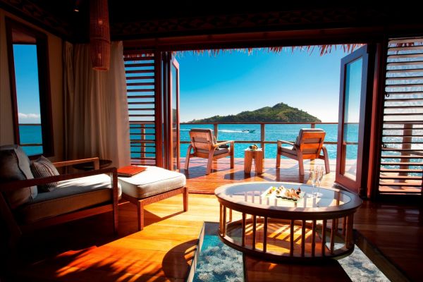 HDHotelFijiLikuliku ResortOverwater Room 102602